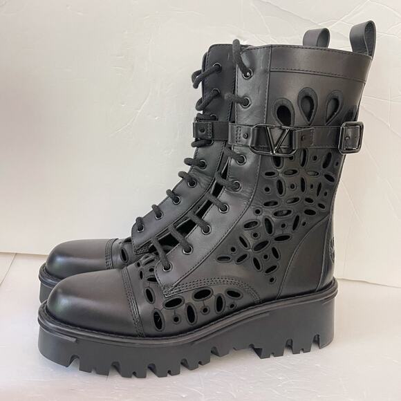 Valentino Black Leather Laser Cut Out Lace Up Combat Boots Size 41 - Picture 10 of 15